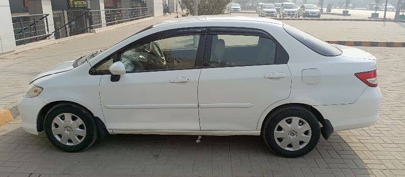 Honda City IDSI 2004 4