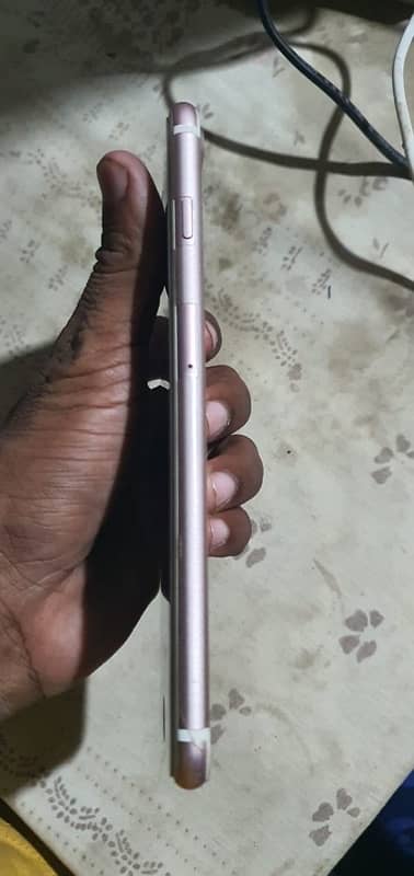 IPhone 7 Plus 128 GB PTA Approved 8