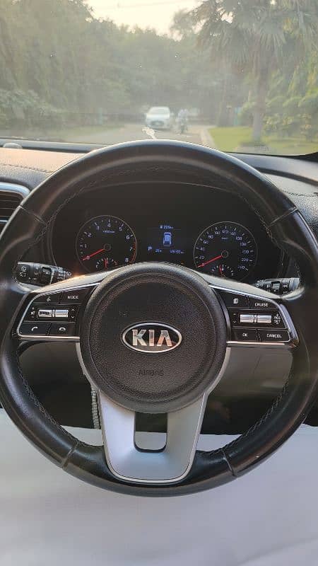 KIA Sportage 2021 16