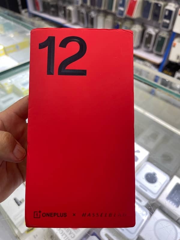 one plus 12  16/512gb 3