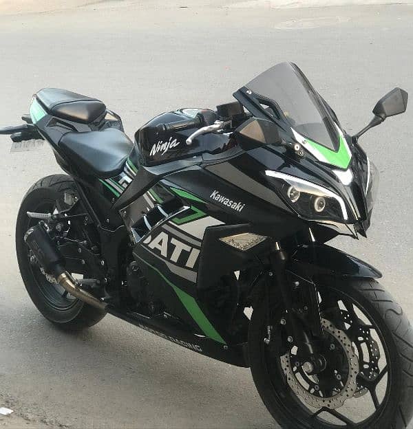 Kawasaki R6 0