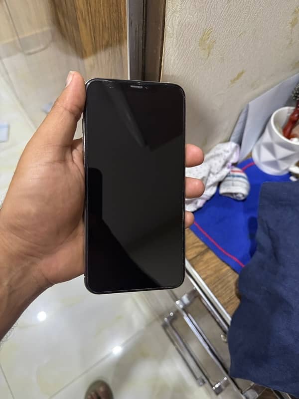 i phone xs max 8