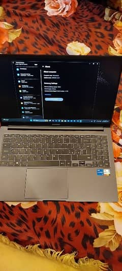 Samsung Galaxy book3  core i5 13th Gen 512 SSD