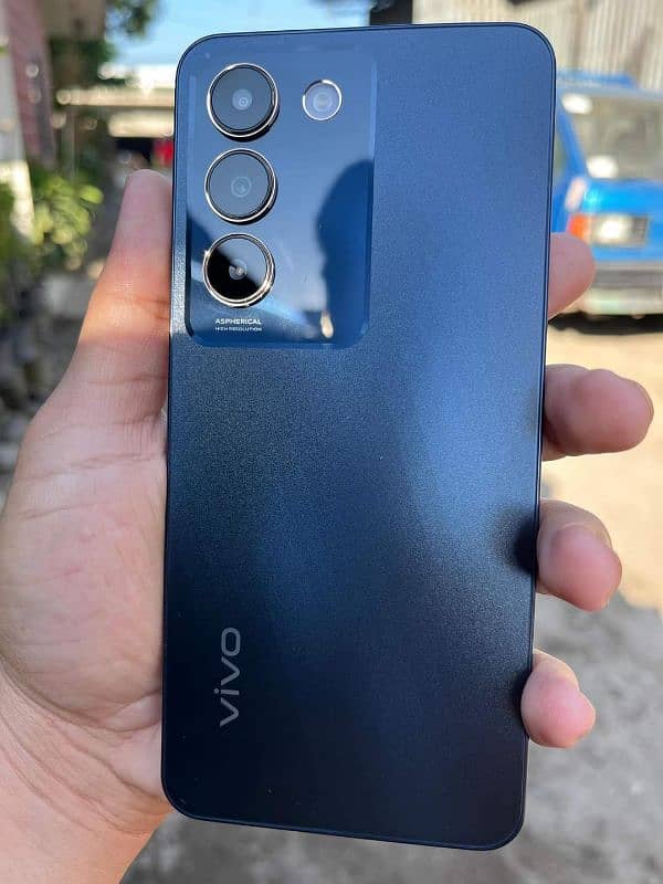 Vivo Y100 8/128 10/10 Condition only 5 Days use 2