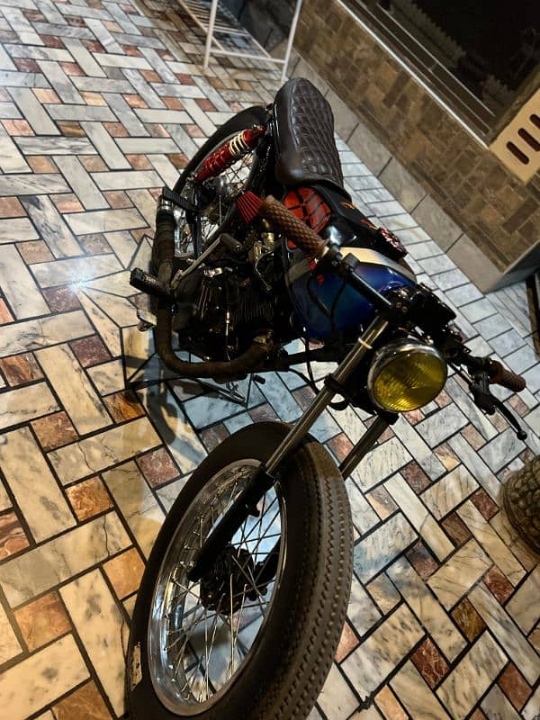 Honda 125 converted intocafe racer 4