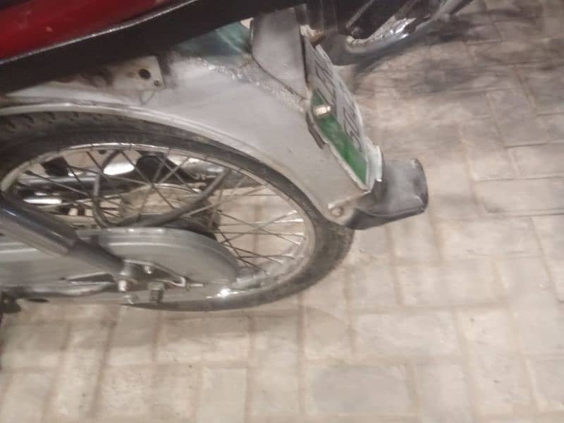 Honda CD 70 urgent sale Read add please 1