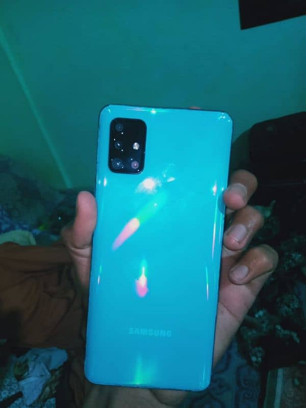 Samsung A51 4