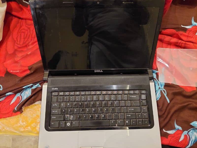 Dell Laptop Core 2 DUO 4GB, 250GB 6