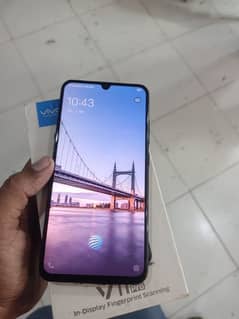 vivo v11 pro. . . 6/128gb. . . official pta approved