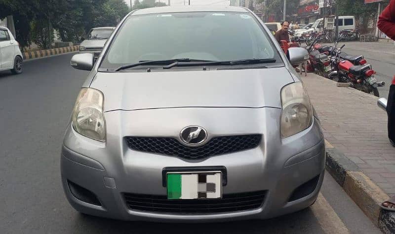 Toyota Vitz 2012 0