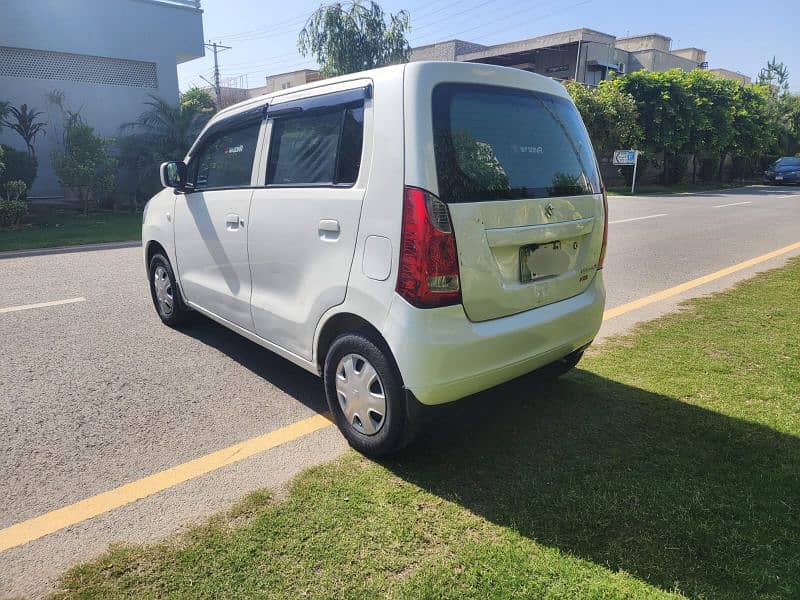 Suzuki Wagon R 2017 1