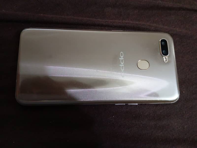 Mobile for Sale Oppo A5s 2