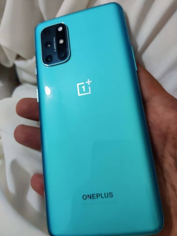 one plus 8T 1