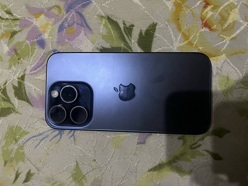 iphone 15 pro 2