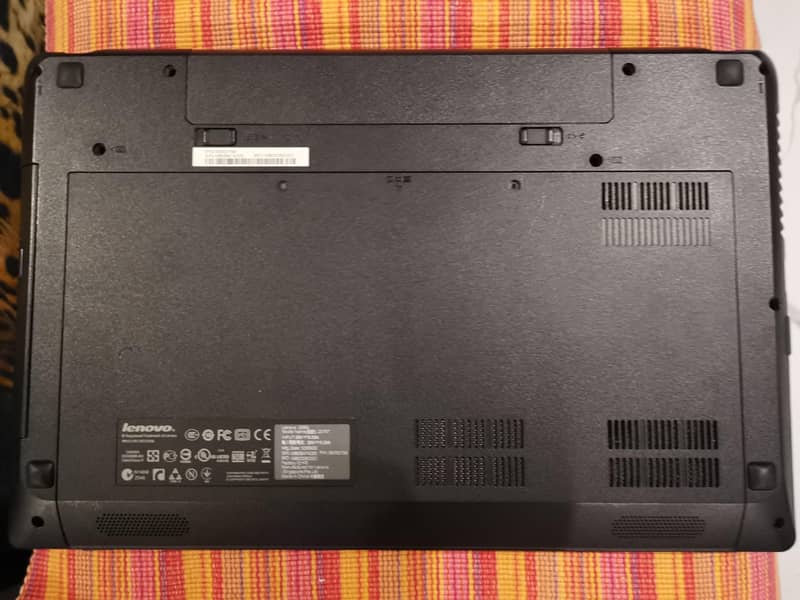 Lenovo G580 Laptop 3