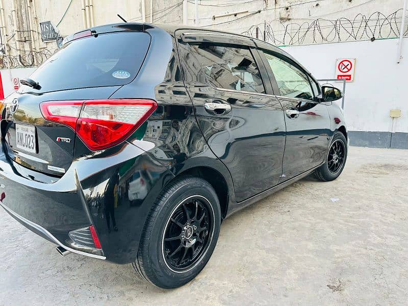 Toyota Vitz 2019 4