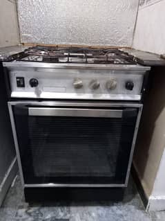 Gas stove and oven