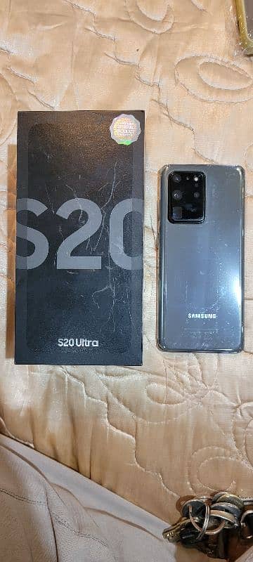 Samsung s20 ultra with box offical PTA LCD mein pink line hai 1