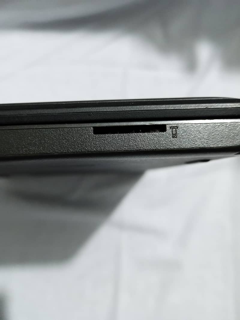 Lenovo ThinkPad Yoga11e - 4th Gen 1