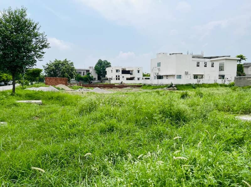 5 MARLA(Plot No 1503) All Paid Possession Residential Plot For Sale Located In Phase 6 Block E DHA Lahore. 0