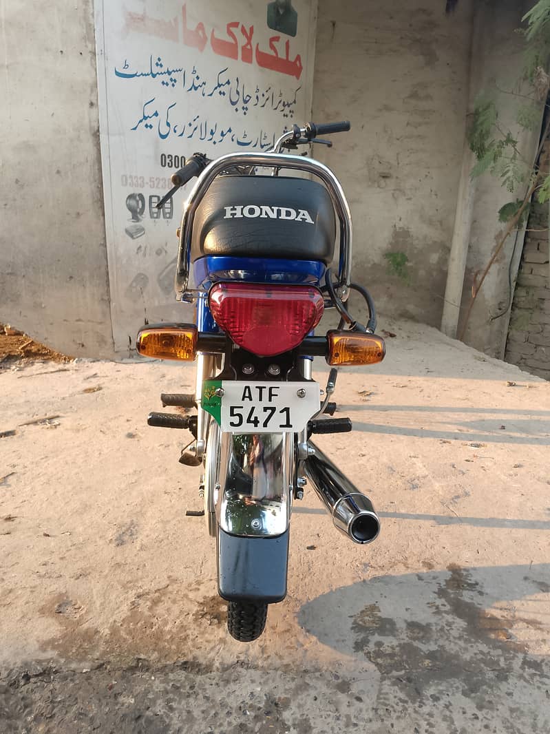 Honda CD 70 2024 Model 3