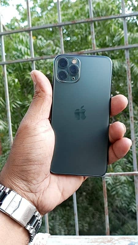 iphone 11 pro 0