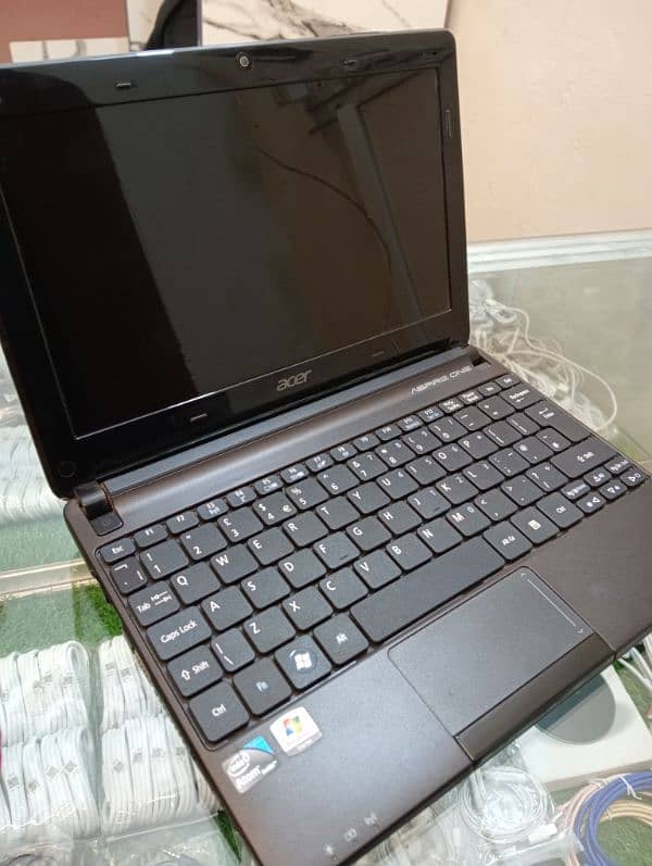 Acer Aspire One ZE7 0