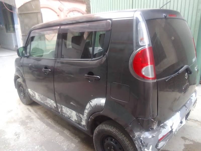 Suzuki MR Wagon 2015 4