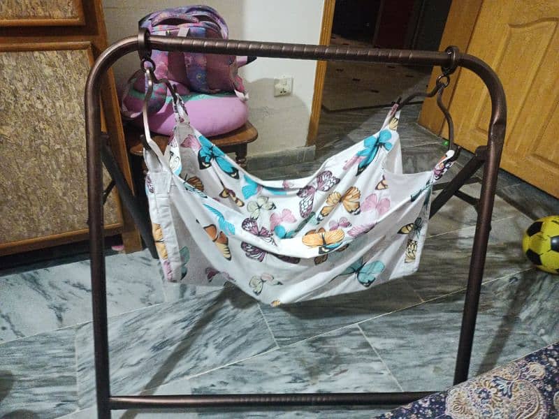 kids new jhula for sale 10/10 condition 0