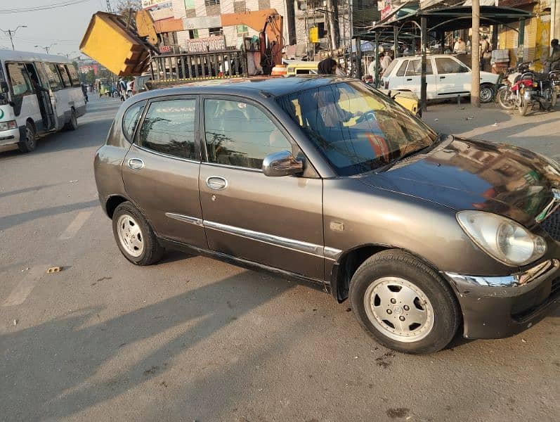 Toyota Duet 1999/ daihatsu storia 2