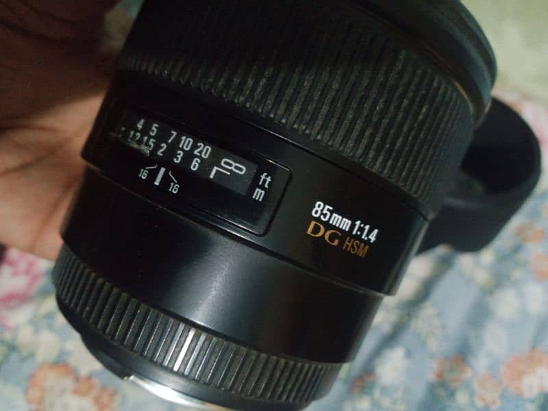 sigma 85mm DG HSM canon 1