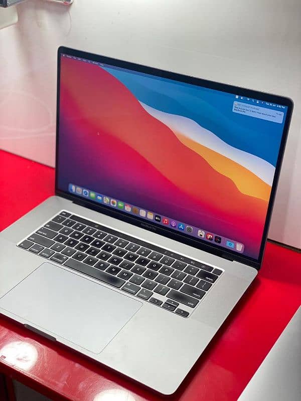 MACBOOK PRO 2019 ( CORE i9) (32/512GB) 8