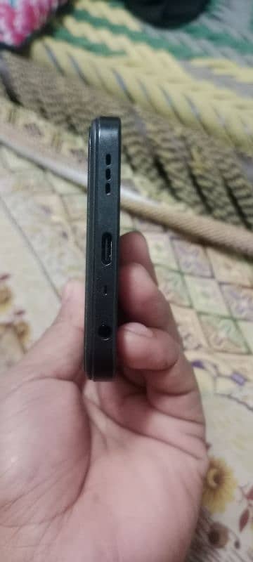 One plus n20 6/128 new condition 0