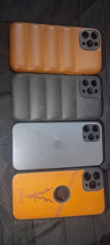 Iphone 11 pro cover/case 10/10 0