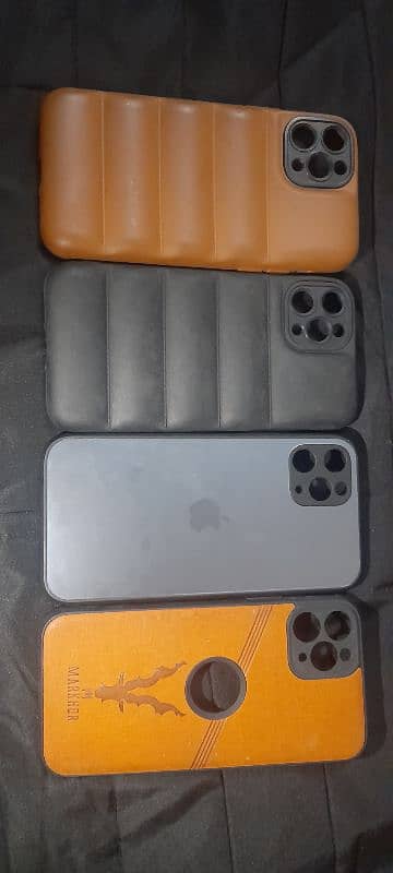 Iphone 11 pro cover/case 10/10 3