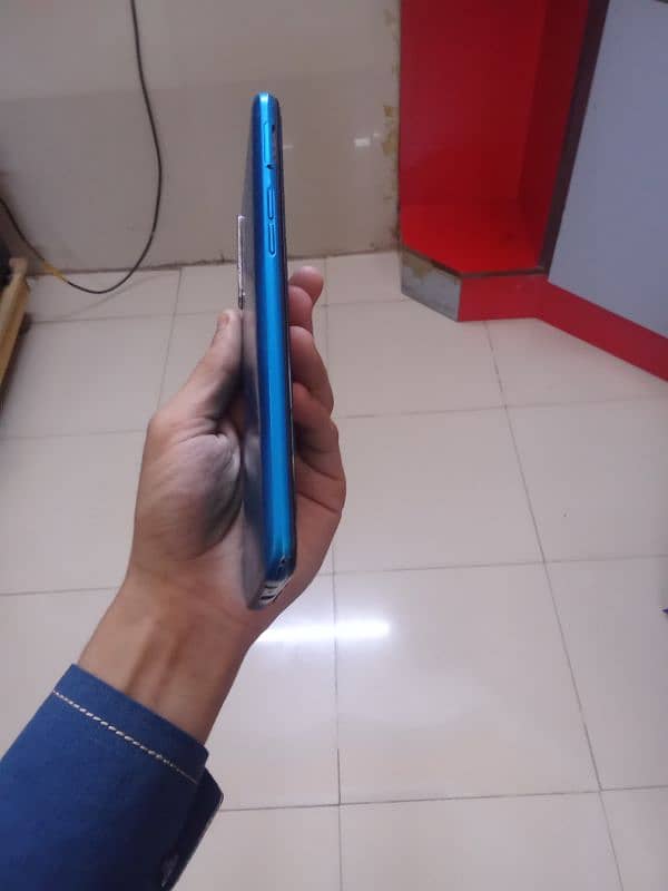 realme 5 i 1