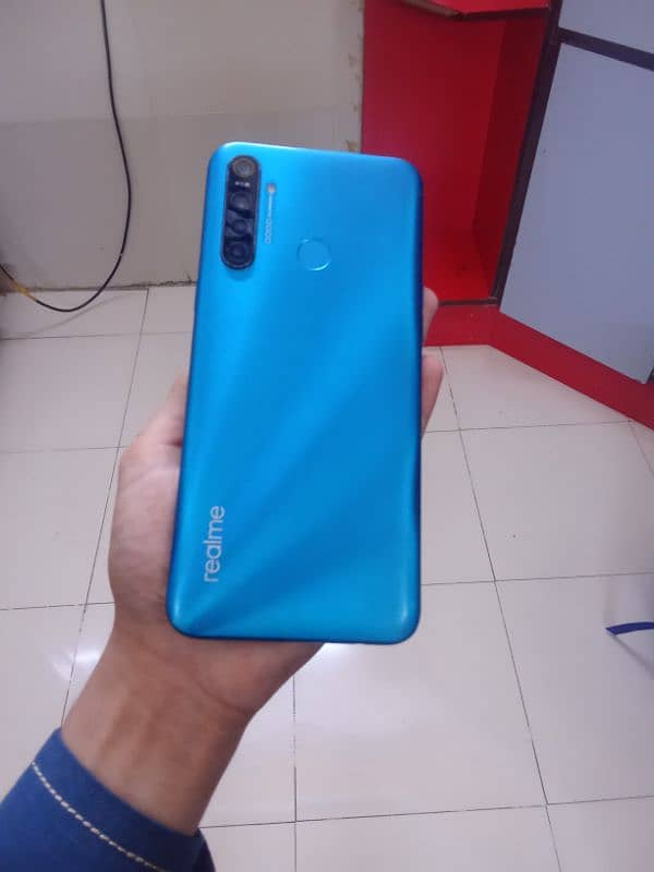 realme 5 i 3