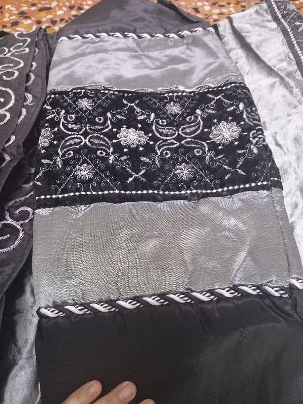 wedding bedsheet 8 pieces set box packed black and graysh colour 2