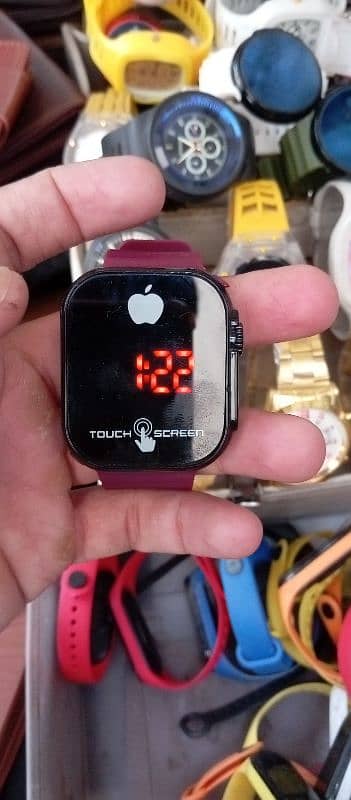 Apple digital watch 0