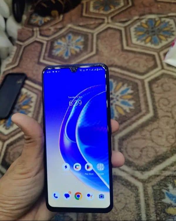 Vivo V21e 8+4gb 128gb PTA approved 2