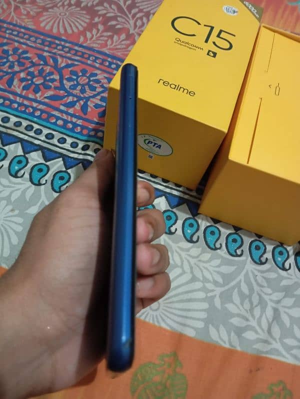 Realme C15 4/64 7