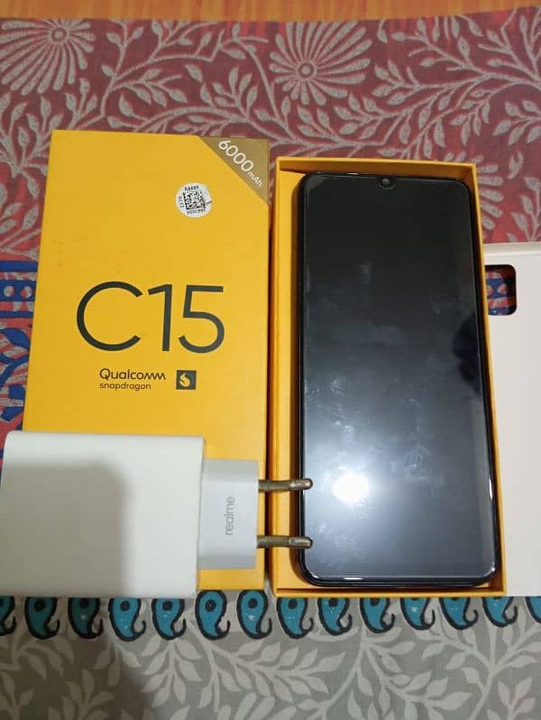 Realme C15 4/64 9