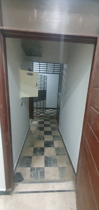 8 ROOMS Commercial IT Ofice Distributor Warehouses For Rent Nazimabad No. 4 10