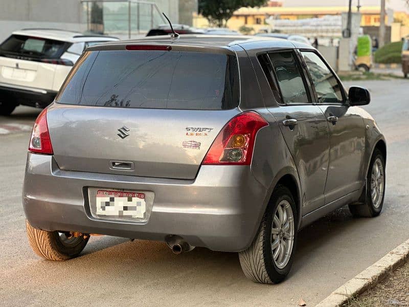 Suzuki Swift 2012 5