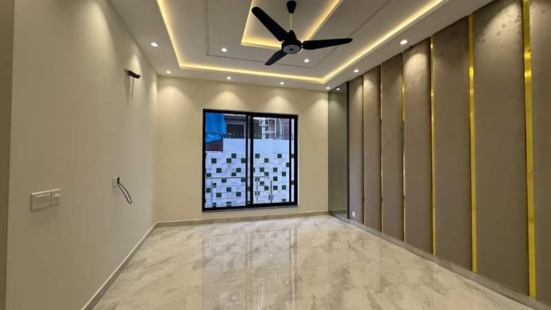 10 marla slightly used house for rent in dha phase 3 8