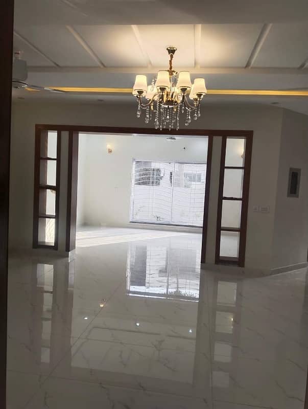 10 marla beautiful design house for rent in dha phase 4 4