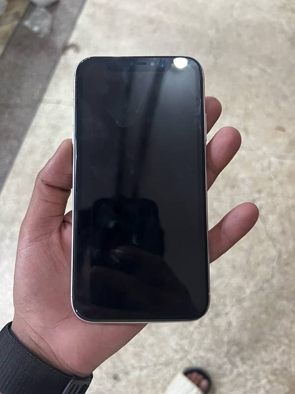 iPhone xr 128Gb Sim Working 1