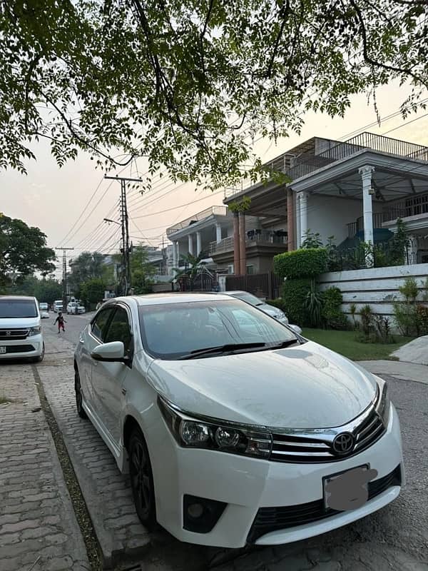 Toyota Corolla Altis 2015 5