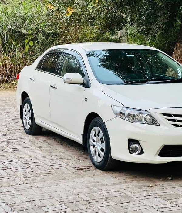 Toyota Corolla GLI 1.6 automatic 2012 4