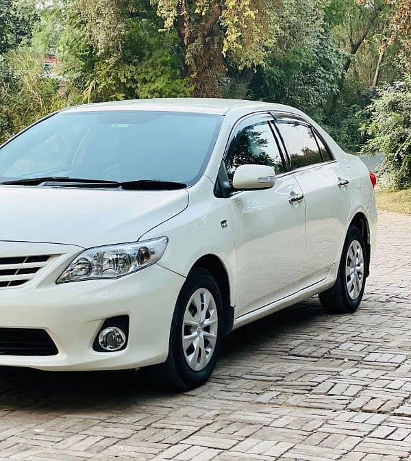 Toyota Corolla GLI 1.6 automatic 2012 5